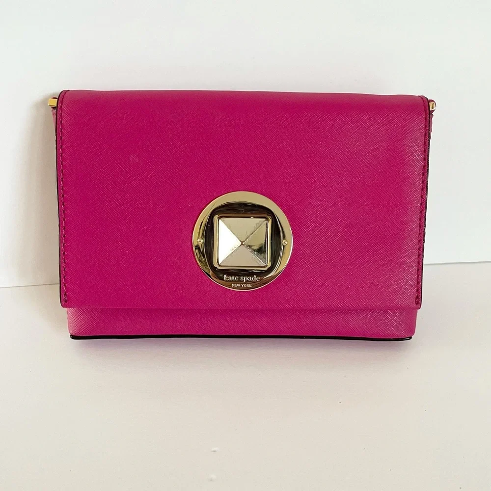 🌸 Kate Spade Hot Pink Crossbody  purse with Gold Hardware 🌸 - Picture 6 of 9